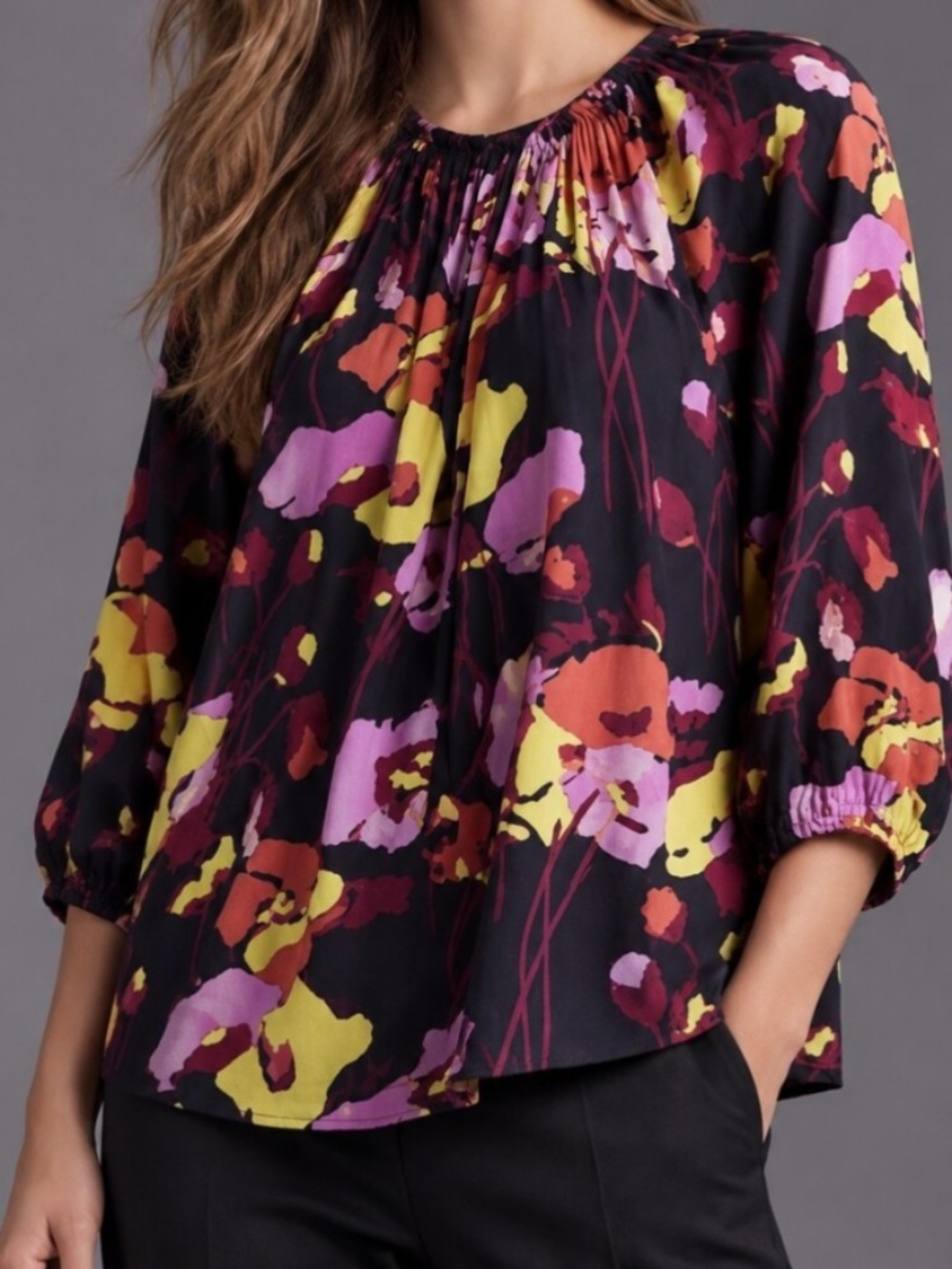 TUCKER NYC, "The Classic" Silk Floral Blouse, XS/S/P